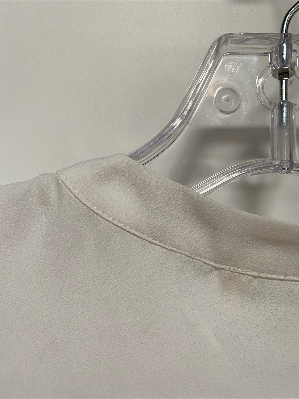 L’Agence Ava Lace Cuff Ivory Blouse - Picture 12 of 14